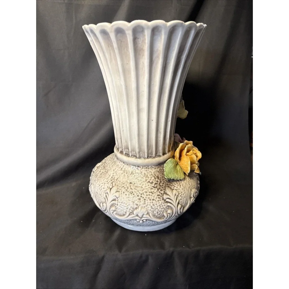 Large Vintage Capodimonte Style Porcelain Rose Vase Made In Italy 14in Tall 4lb
